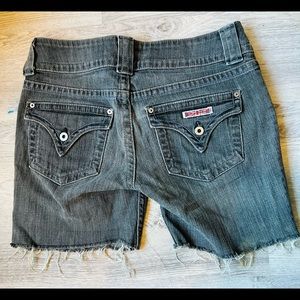 Hudson cut off short with back pockets